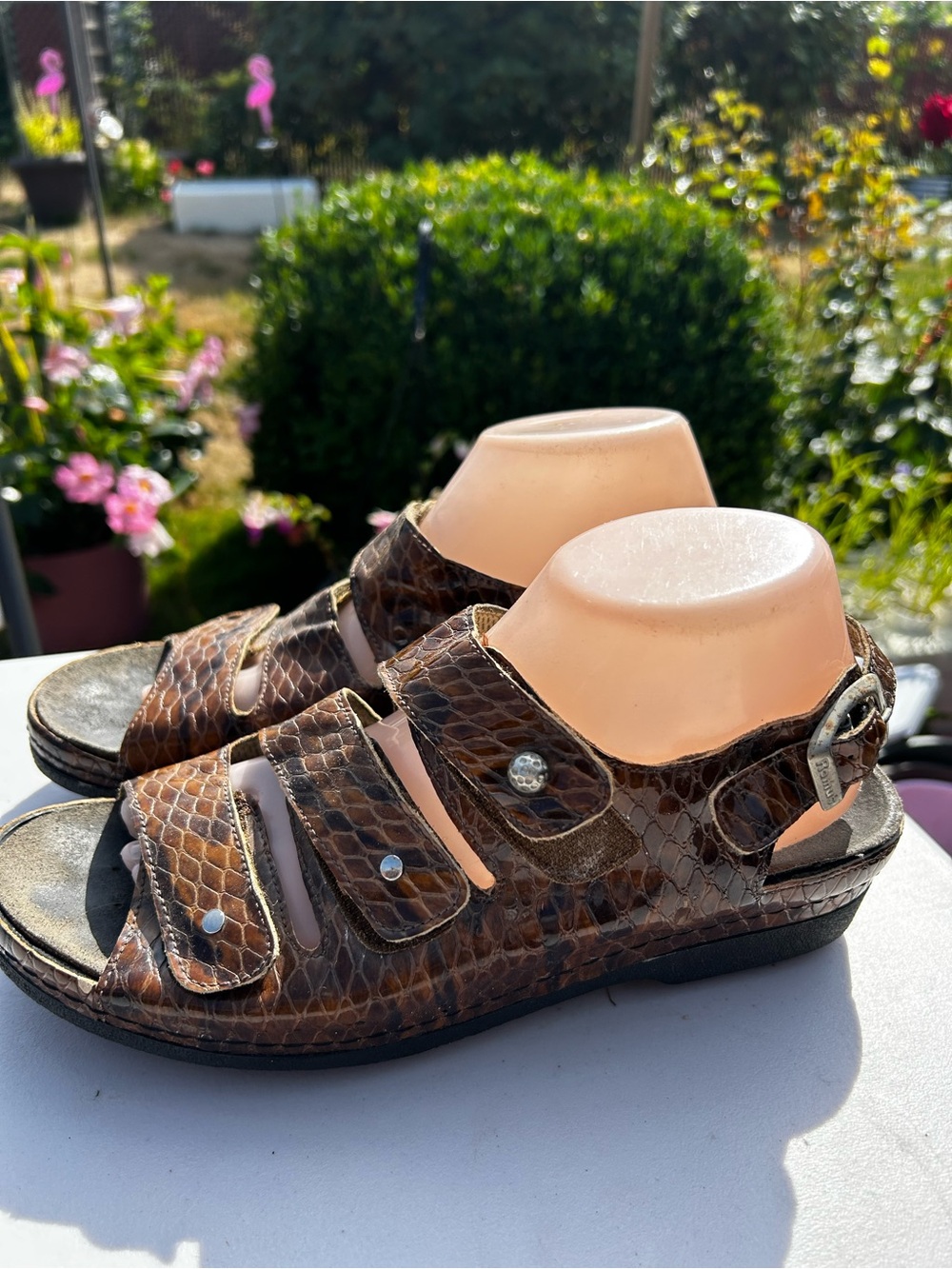 Helle Comfort Womens Dark Brown Snake Print Strap Sling Back Sandal Sz 41/10US